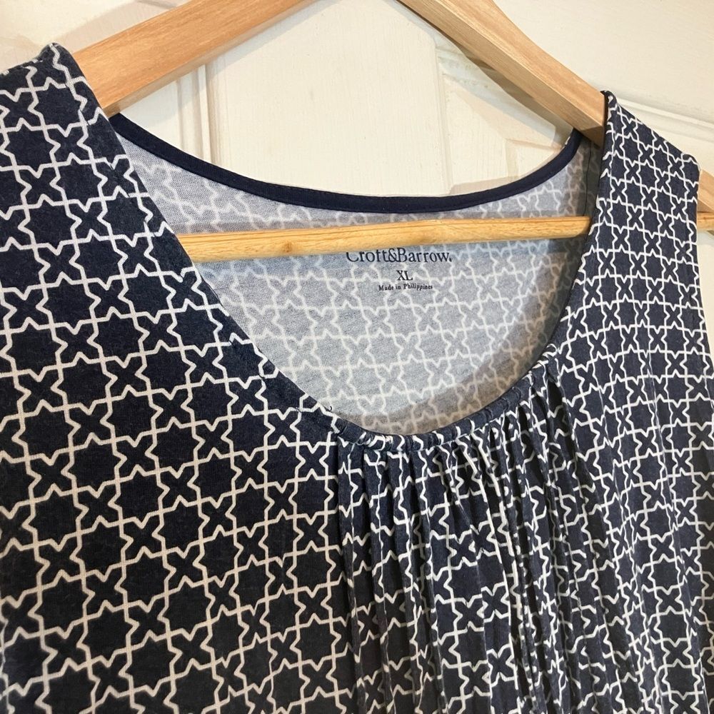 Croft & Barrow, beautiful pattern tank, excellent condition, size XL - Picture 3 of 3